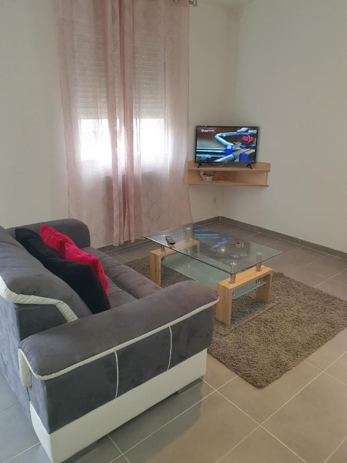 Le Paradis Iyedessil Dijon Buitenkant foto