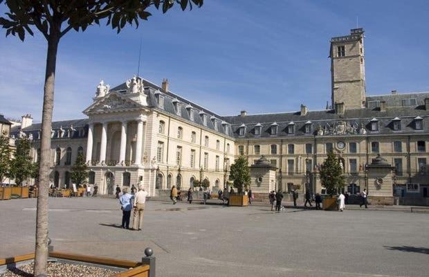 Le Paradis Iyedessil Dijon Buitenkant foto